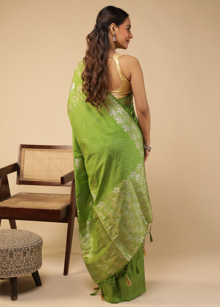 Green Dupion Silk Saree With Blouse Piece