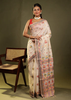 Cream Assam Silk Saree With Blouse Piece
