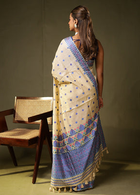 Cream Assam Silk Saree With Blouse Piece