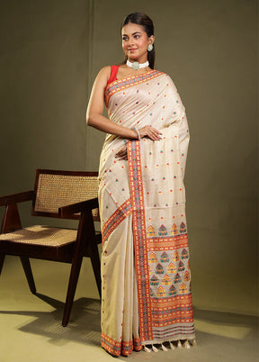 Cream Assam Silk Saree With Blouse Piece