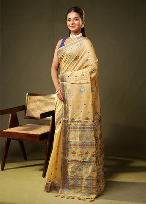 Cream Assam Silk Saree With Blouse Piece