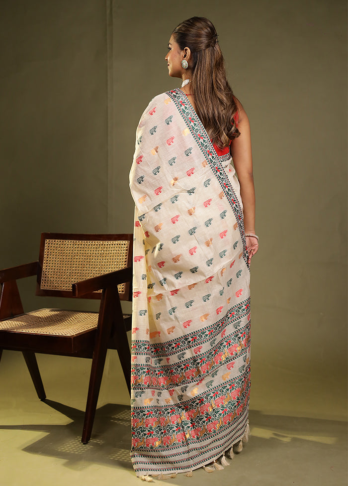 Cream Assam Silk Saree With Blouse Piece