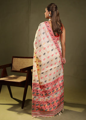 Cream Assam Silk Saree With Blouse Piece