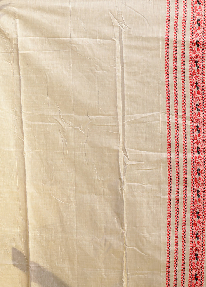 Cream Assam Silk Saree With Blouse Piece