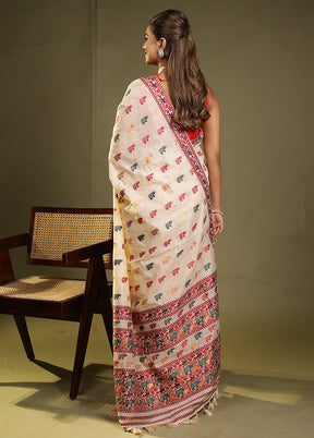 Cream Assam Silk Saree With Blouse Piece