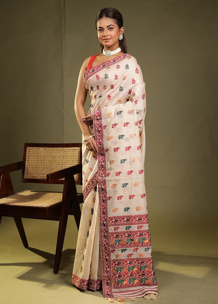 Cream Assam Silk Saree With Blouse Piece