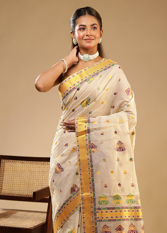 Cream Assam Silk Saree With Blouse Piece