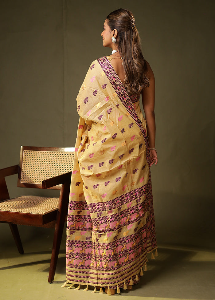 Cream Assam Silk Saree With Blouse Piece