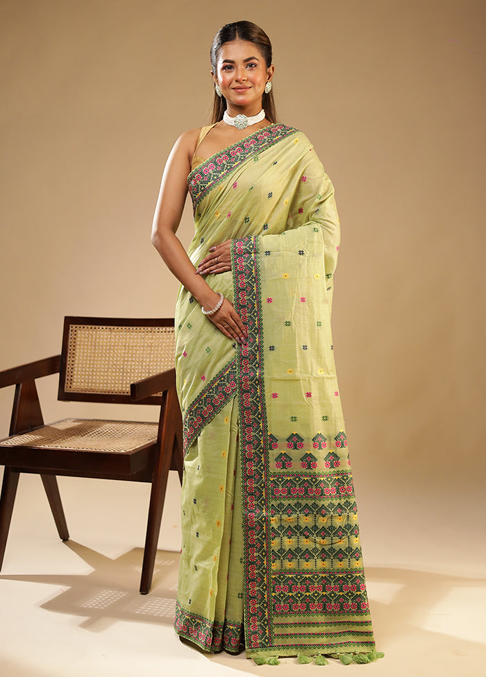 Green Assam Silk Saree With Blouse Piece
