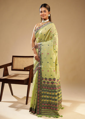 Green Assam Silk Saree With Blouse Piece