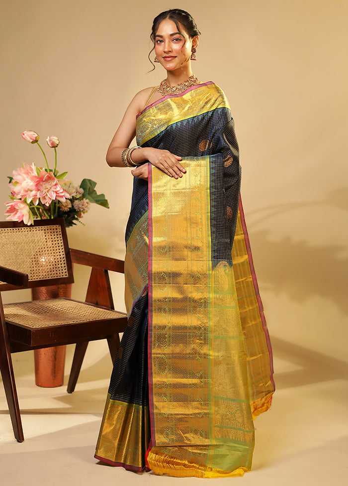 Blue Gadwal Pure Silk Saree Without Blouse Piece