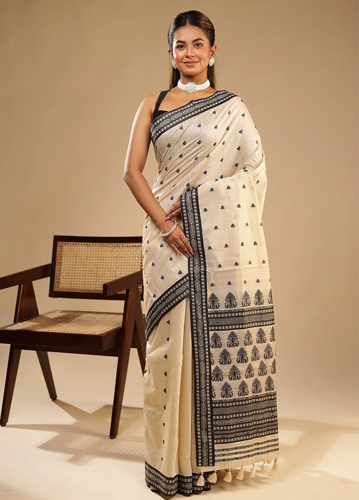 Cream Assam Silk Saree With Blouse Piece