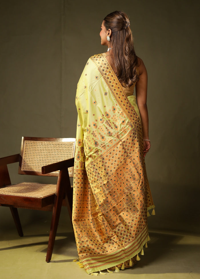 Green Assam Silk Saree With Blouse Piece
