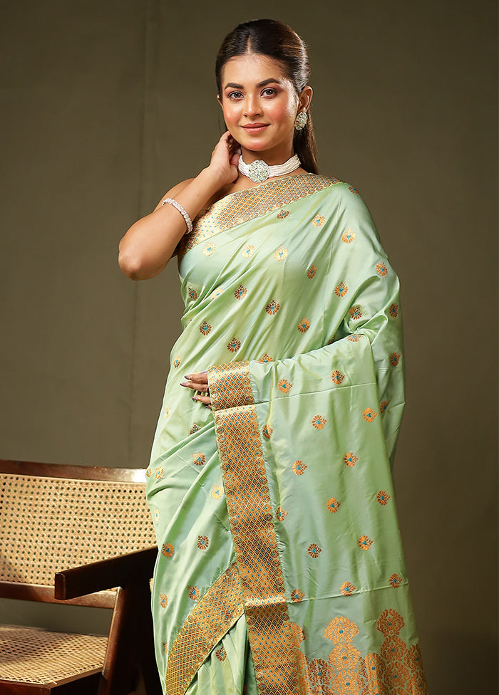 Green Assam Silk Saree With Blouse Piece