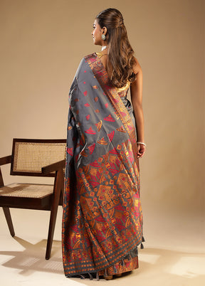 Grey Assam Silk Saree With Blouse Piece