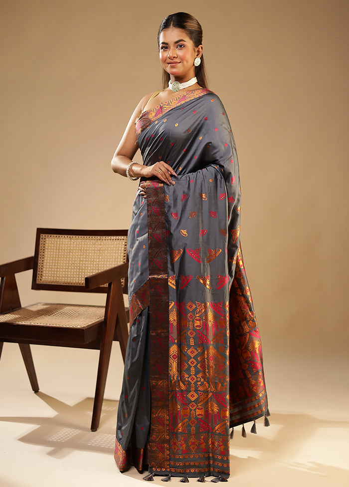 Grey Assam Silk Saree With Blouse Piece