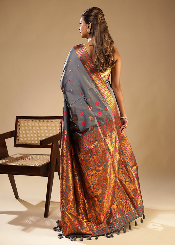 Grey Assam Silk Saree With Blouse Piece