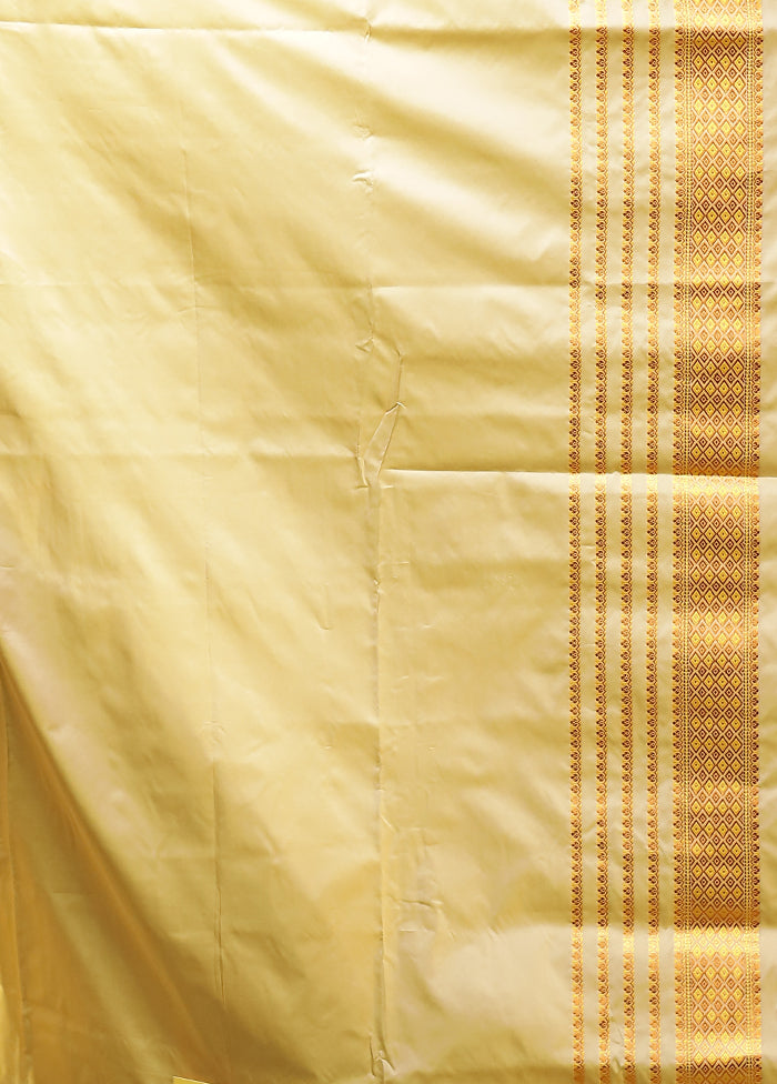 Cream Assam Silk Saree With Blouse Piece