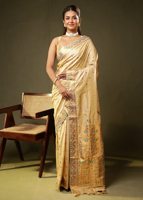 Cream Assam Silk Saree With Blouse Piece