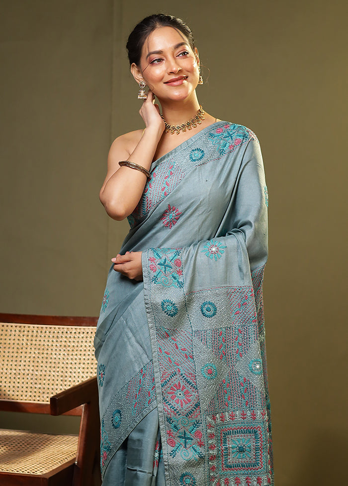 Green Handloom Tussar Pure Silk Saree With Blouse Piece
