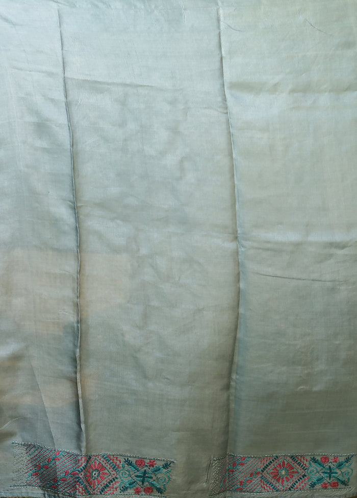 Green Handloom Tussar Pure Silk Saree With Blouse Piece