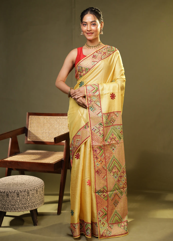Yellow Handloom Tussar Pure Silk Saree With Blouse Piece