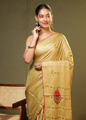 Green Handloom Tussar Pure Silk Saree With Blouse Piece