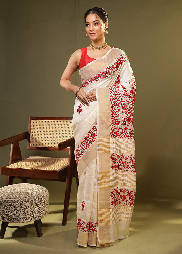 Cream Handloom Tussar Pure Silk Saree With Blouse Piece