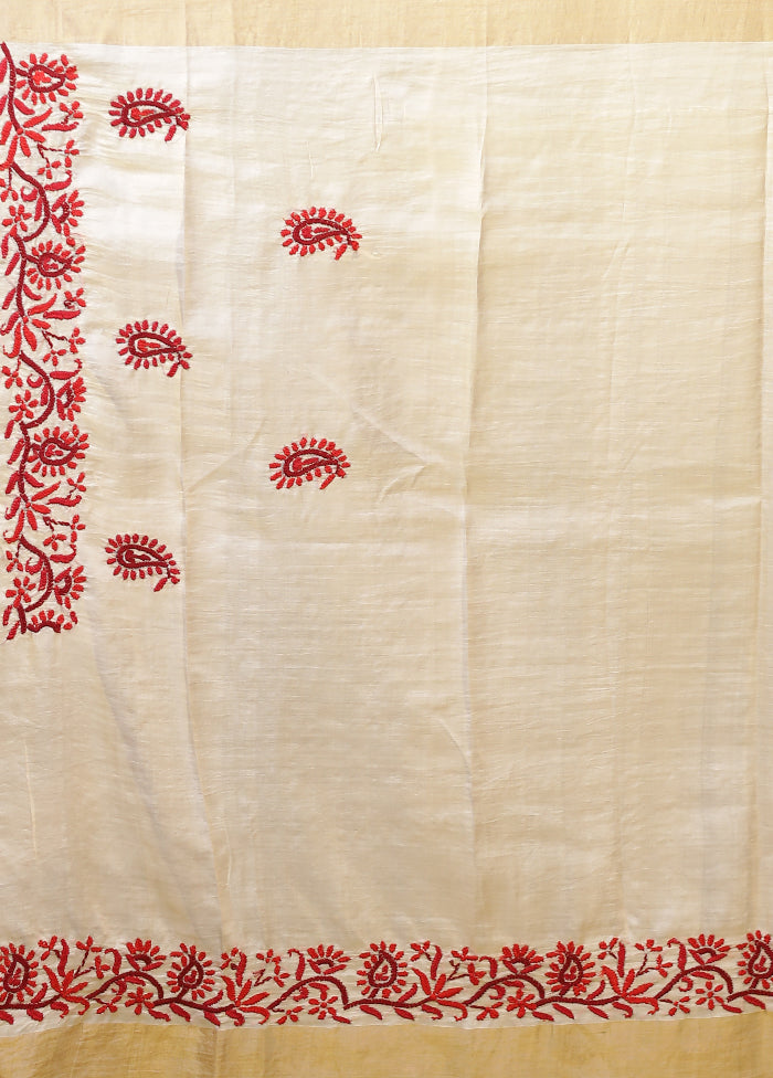 Cream Handloom Tussar Pure Silk Saree With Blouse Piece
