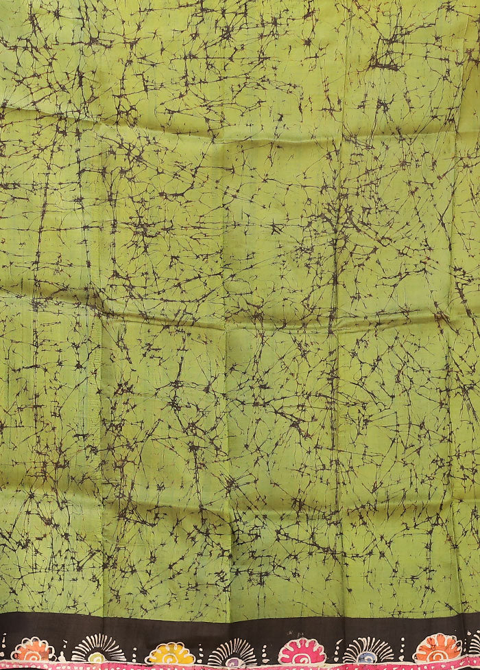 Green Printed Pure Silk Saree Without Blouse Piece