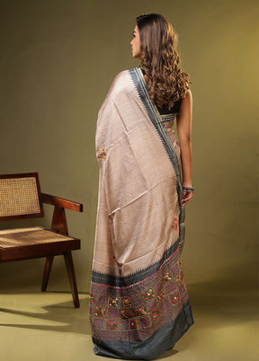 Cream Tussar Silk Saree With Blouse Piece