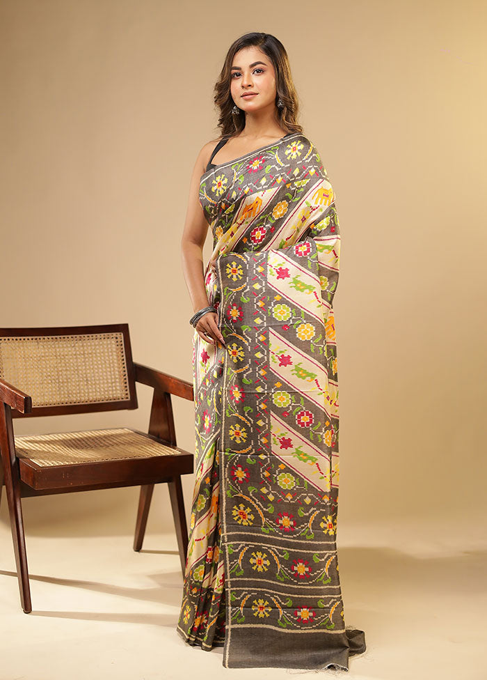 Cream Printed Pure Silk Saree Without Blouse Piece