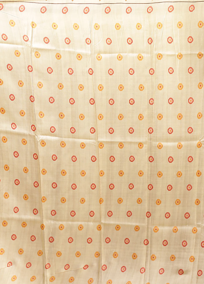 Cream Printed Pure Silk Saree Without Blouse Piece