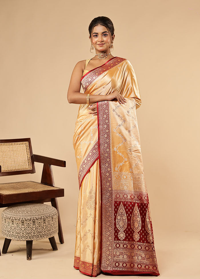 Cream Banarasi Silk Saree With Blouse Piece