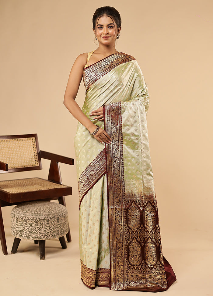 Green Banarasi Silk Saree With Blouse Piece