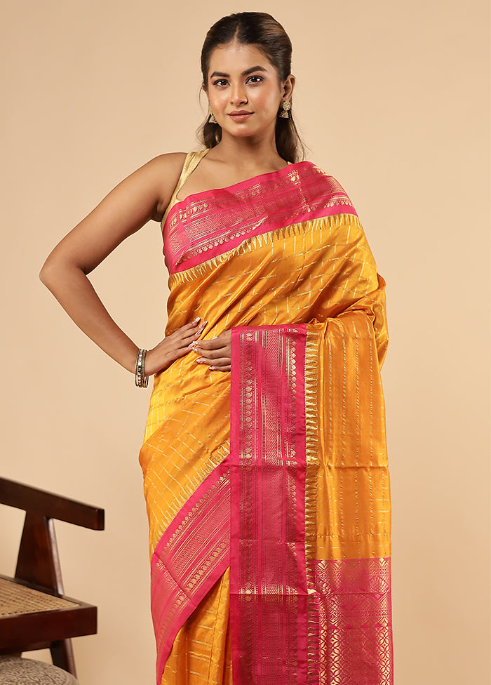 Yellow Handloom Kanjivaram Pure Silk Saree With Blouse Piece