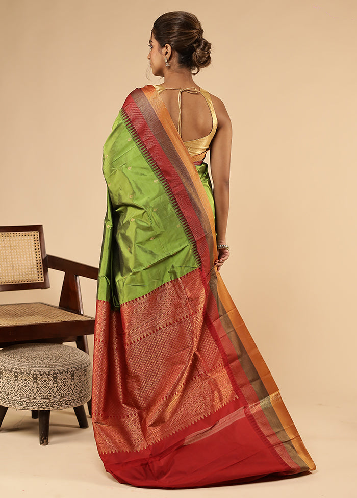 Green Handloom Kanchipuram Pure Silk Saree With Blouse Piece