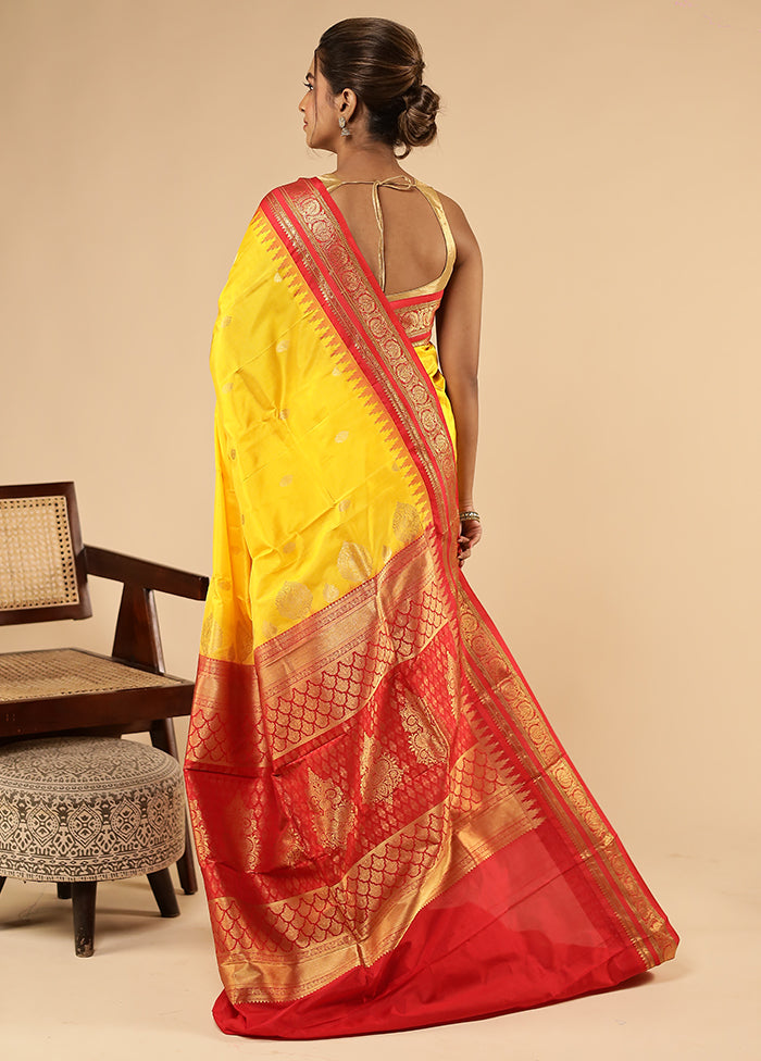Yellow Handloom Kanchipuram Pure Silk Saree With Blouse Piece