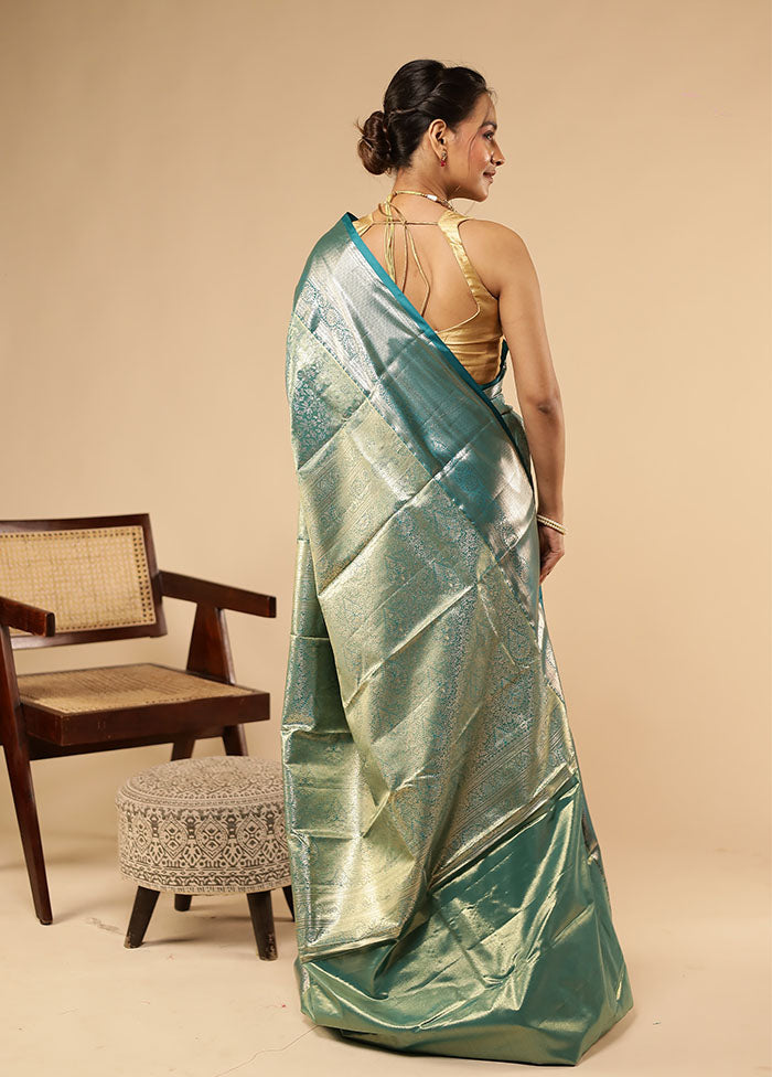 Green Kanjivaram Silk Saree With Blouse Piece
