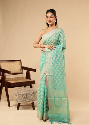 Green Kora Silk Saree With Blouse Piece