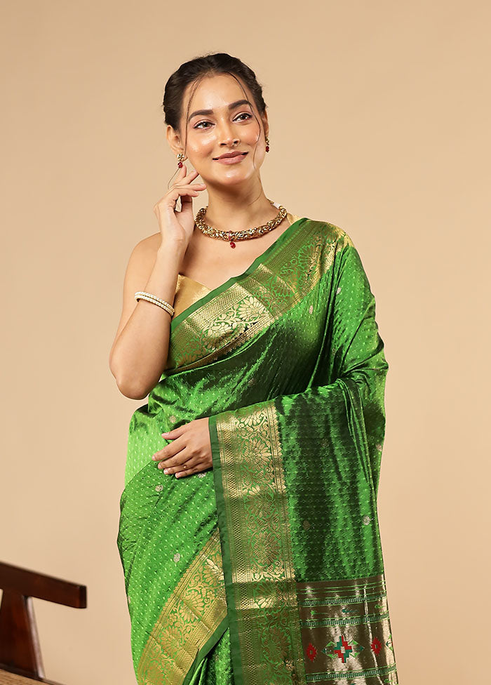 Green Handloom Kanjivaram Pure Silk Saree With Blouse Piece