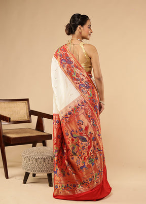 White Kanjivaram Silk Saree With Blouse Piece