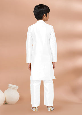 White Dupion Silk Kurta & Pajama Set