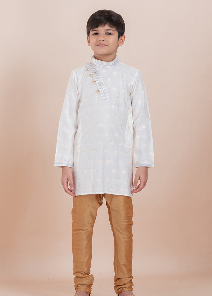 White Cotton Kurta & Pajama Set