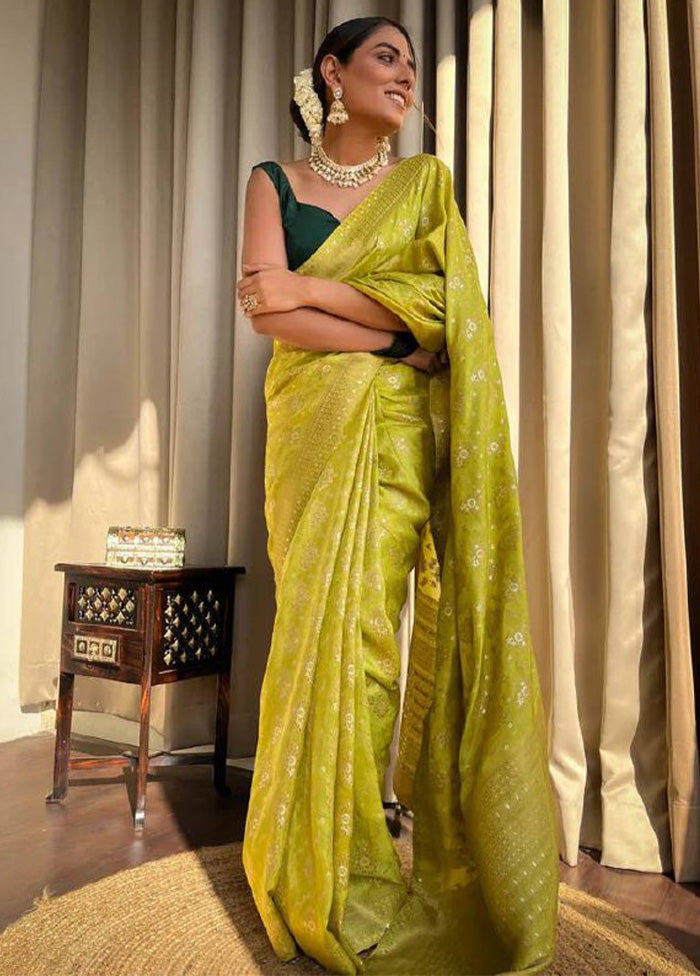 Light Green Spun Silk Saree With Blouse Piece