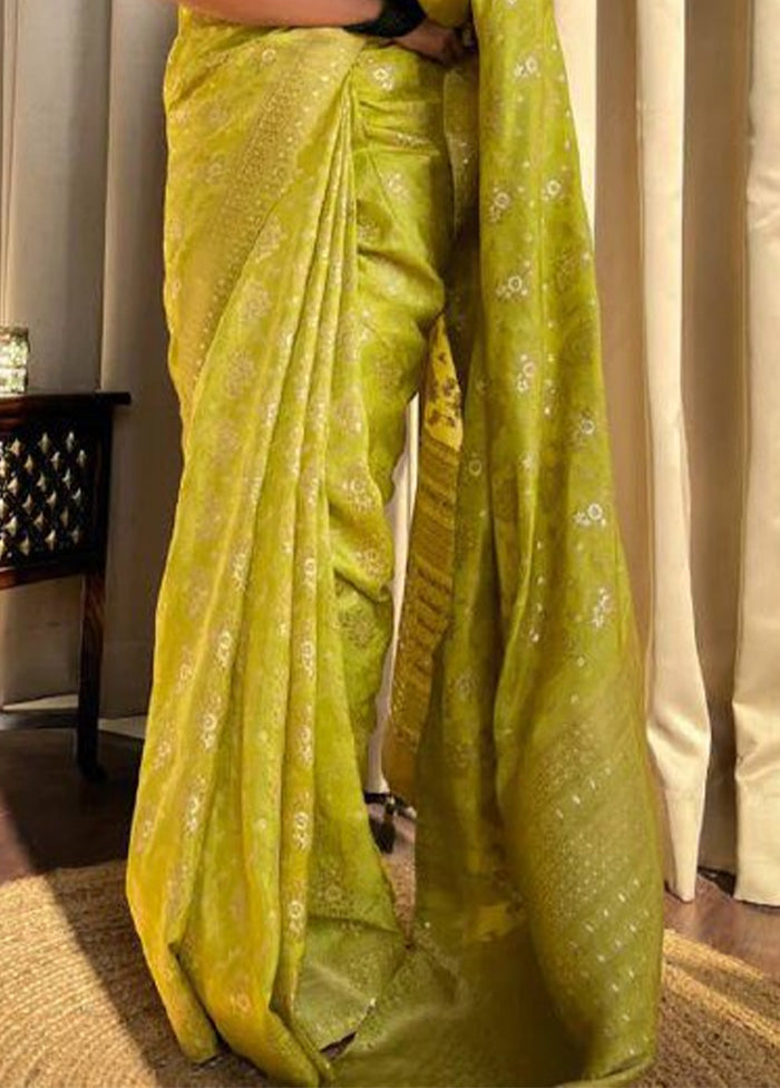 Light Green Spun Silk Saree With Blouse Piece