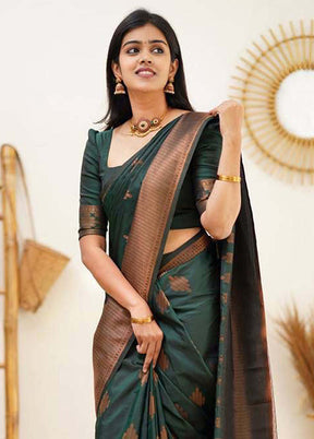 Green Spun Silk Saree With Blouse Piece