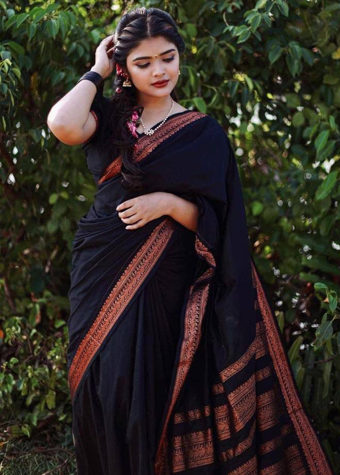 Black Spun Silk Saree With Blouse Piece