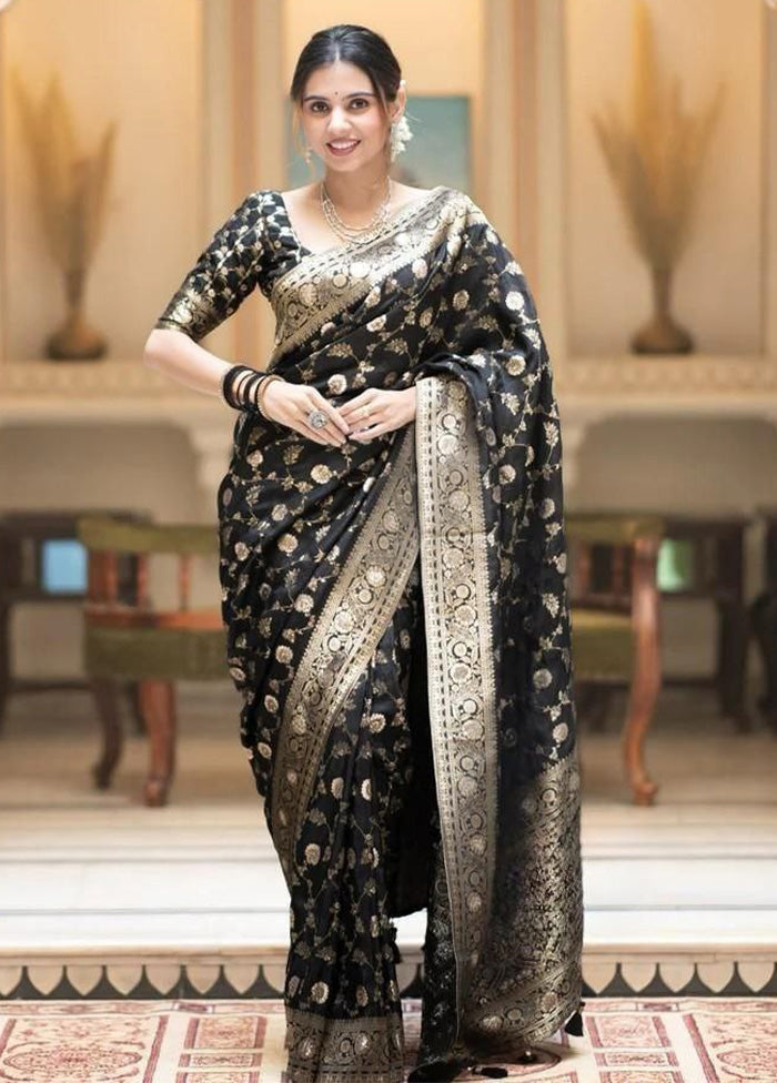Black Spun Silk Saree With Blouse Piece