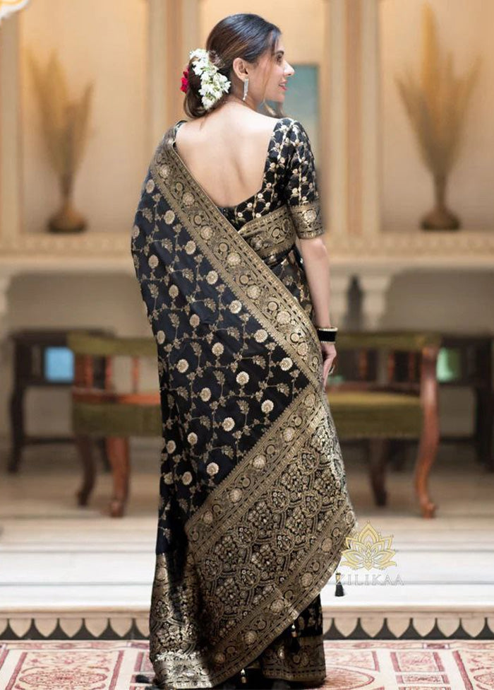 Black Spun Silk Saree With Blouse Piece